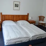 Mukran Hotel