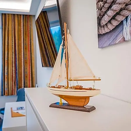 Mukran Hotell 3*