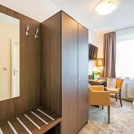Mukran Hotell 3*